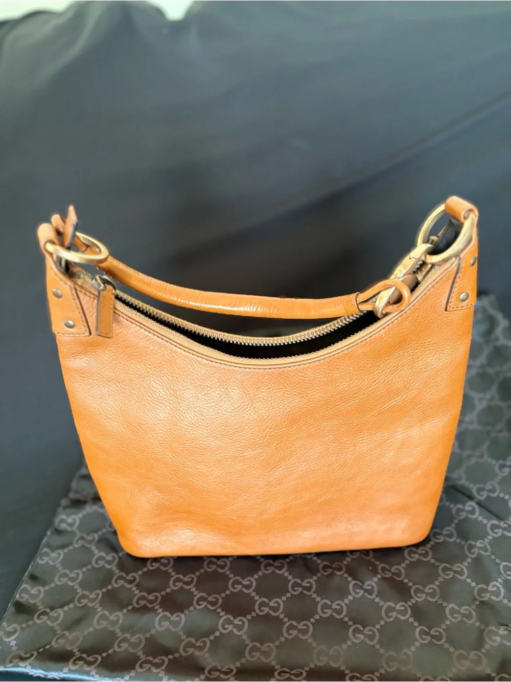 Vintage Gucci GG Ring Handle Small Hobo Bag Tan Leather Y2K